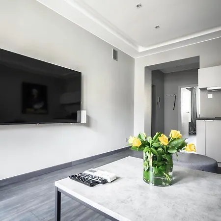 Grey House Warsaw Apartment Exterior photo